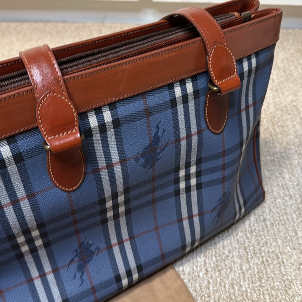 Vintage Burberry Blue Label Blue Nova Check Zip Tote Bag - Picture 11 of 14